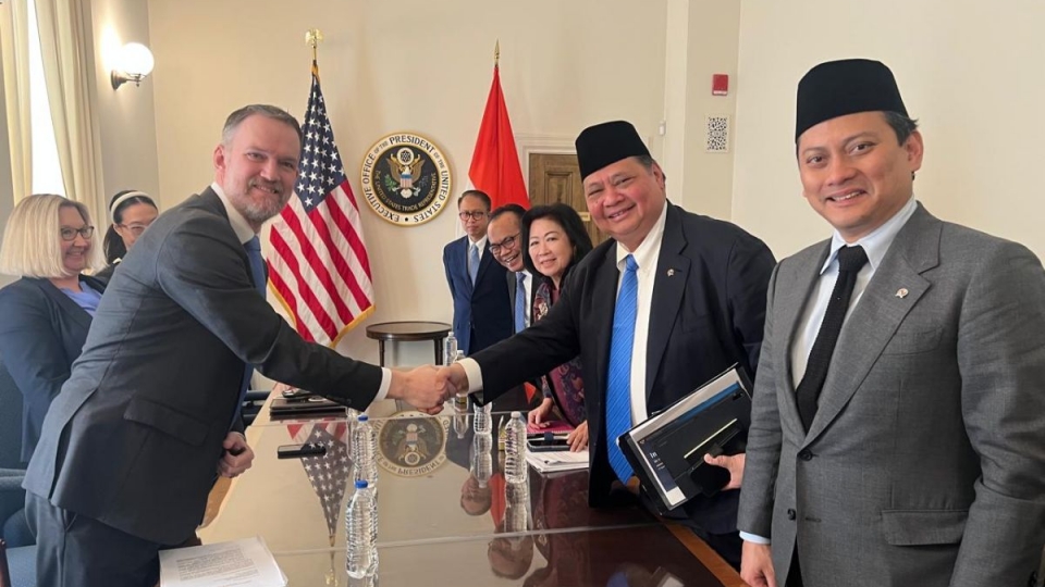 Tổng thống Donald Trump ra điều kiện để Indonesia không bị áp thuế 32%